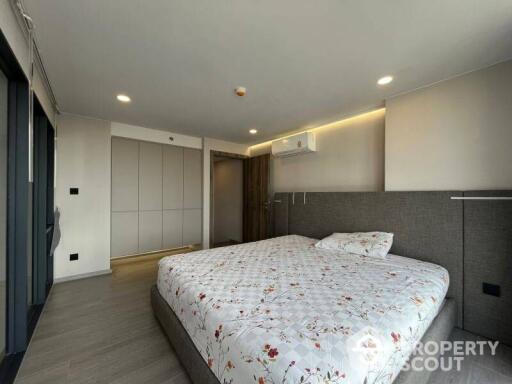 2-BR Condo at Cooper Siam near BTS National Stadium