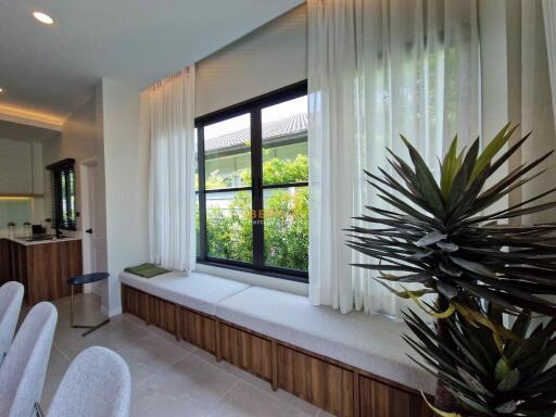 3 Bedrooms Villa / Single House in Panalee Banna Huay Yai H011746