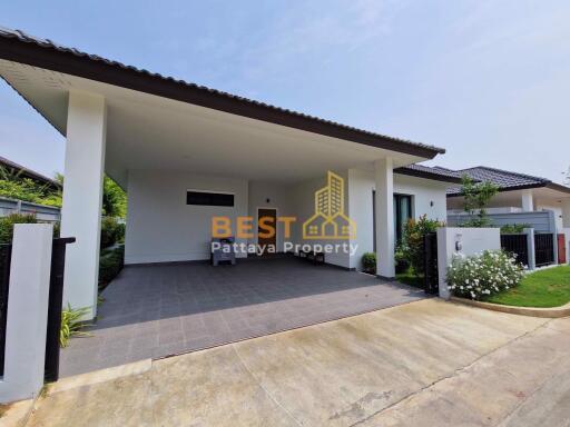 3 Bedrooms Villa / Single House in Panalee Banna Huay Yai H011746