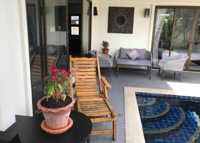 Private pool villa for rent at Rawai
