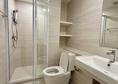 1 ห้องนอน, 1 ห้องน้ำ คอนโด ราคา ฿ 250,001/เดือน