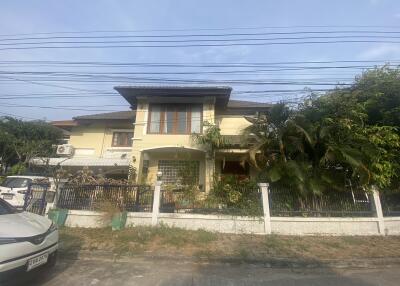 Single house for sale, size 106 sq m, 2 floors, 5 bedrooms, 3 bathrooms, Sam Muk Thani Village (S03-1720)