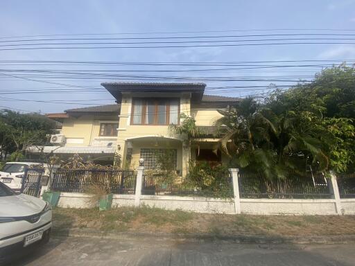 Single house for sale, size 106 sq m, 2 floors, 5 bedrooms, 3 bathrooms, Sam Muk Thani Village (S03-1720)