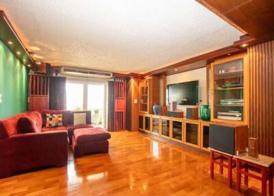 For Sale: Impressive 2-Bed Apartment in Nakornping Condo, Chiang Mai. Enquire Today