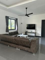 3 bedroom villa for sale close to Windfield International School Lamai