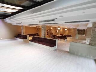 For Rent Bangkok Retail Phloen Chit BTS Chit Lom Pathum Wan