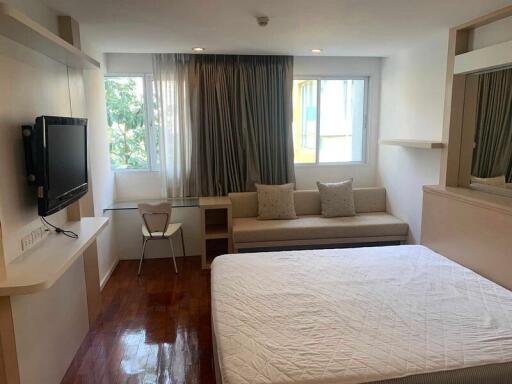 For Sale and Rent Bangkok Condo Siri on 8 Sukhumvit 8 BTS Nana Khlong Toei