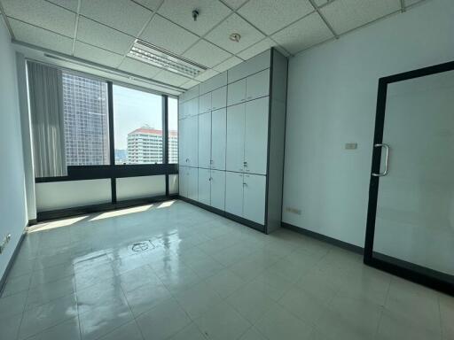 For Rent Bangkok Office Rama 4 BTS Thong Lo Khlong Toei