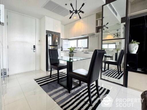 1-BR Condo at Nara 9 Sathorn-Narathiwas near BTS Saint Louis