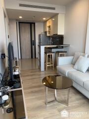 1-BR Condo at Oka Haus Sukhumvit 36 near BTS Thong Lor