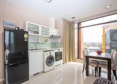 Chic 47.69 Sq.M Apartment For Sale at Siri Condominium