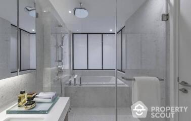 3-BR Condo at Muniq Sukhumvit 23 near MRT Sukhumvit