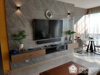 1-BR Condo at The River Condominium near BTS Saphan Taksin