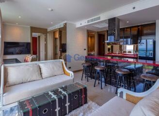 2 Bedrooms Condo in The Riviera Ocean Drive Jomtien C011513