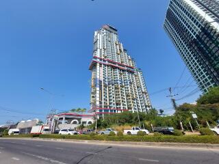 2 Bedrooms Condo in The Riviera Ocean Drive Jomtien C011513