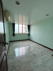 Condo for Sale at Royal Castle Pattanakarn