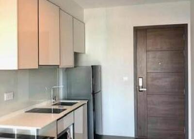 Condo for Rent at C Ekkamai