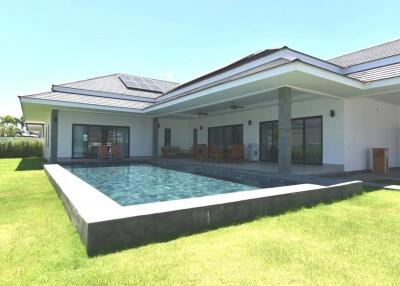 Luxury 3-Bedroom Pool Villa in Hua Hin/Ch-am at The Clouds