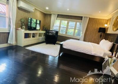 5 Bedroom Luxury House for sale in Ekkamai 22, Watthana, Bangkok