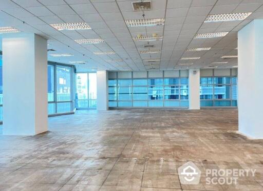 Office Space for Rent in Makkasan