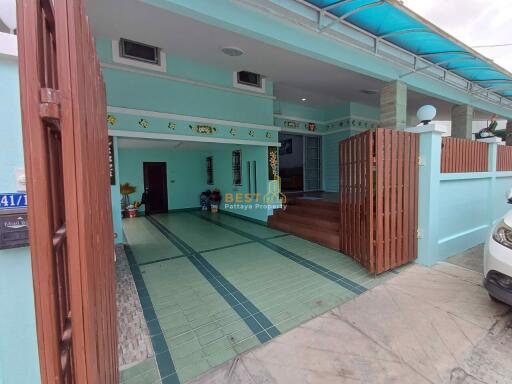 3 Bedrooms Villa / Single House in Baan Chalita Na Kluea H011757