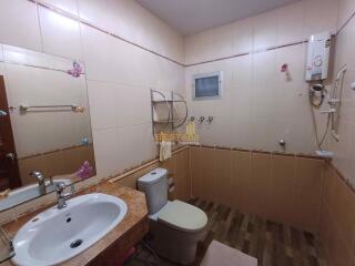 4 Bedrooms Villa / Single House in Baan Chalita Na Kluea H011755