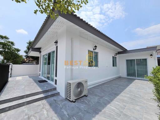 3 Bedrooms Villa / Single House in Rattanakorn 15 East Pattaya H011756