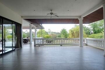 3 Bedroom Charknok Grand Villa in East Pattaya