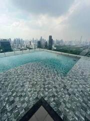 Condo for Rent at Life Asoke Hype