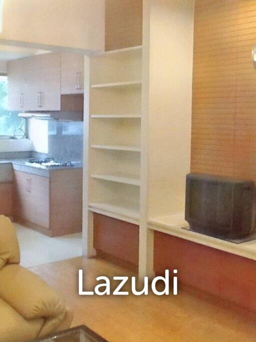 3 Bed 3 Bath 132 SQ.M Ploenchit Condo