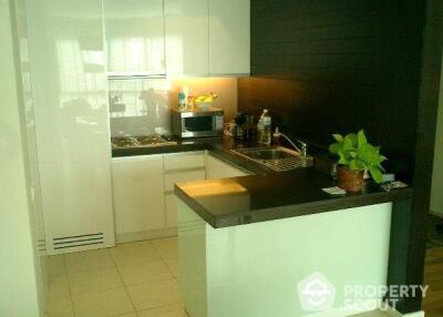 2-BR Condo at The Lakes Bangkok near BTS Asok