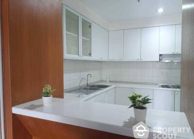 3-BR Condo at The Waterford Park Sukhumvit 53 Condominium near BTS Thong Lor