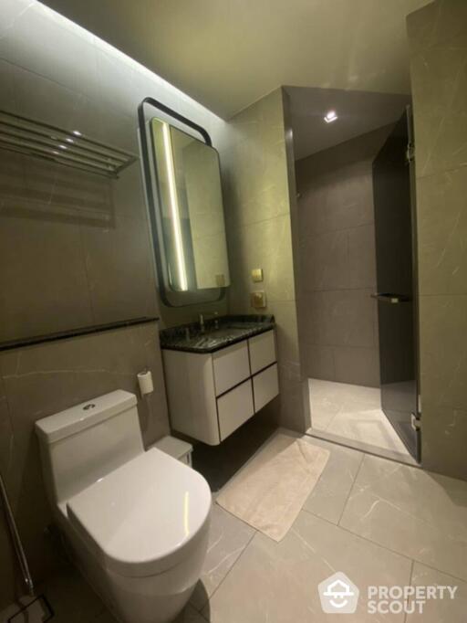 2-BR Condo at The Reserve 61 Hideaway near BTS Thong Lor