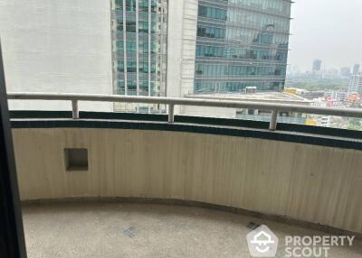 2-BR Condo at Las Colinas near BTS Asok