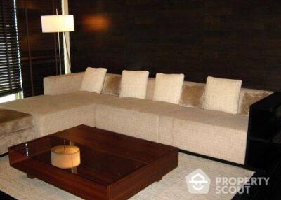 2-BR Serviced Apt. near BTS Asok