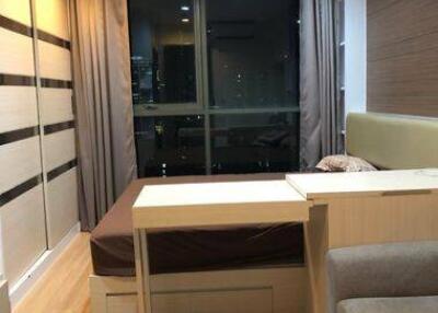 1-BR Condo at Ideo Mobi Phayathai near BTS Phaya Thai