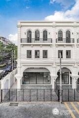 Shophouse for Sale in Dusit