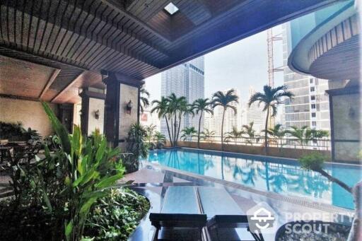 2-BR Condo at Las Colinas near BTS Asok