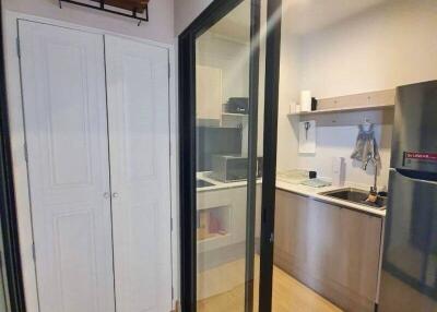 1-BR Condo at Bennies Condo near BTS On Nut