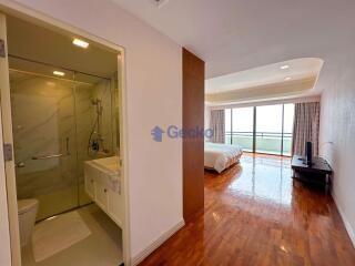 3 Bedrooms Condo in Sunset Height Condominium Na Jomtien C011520