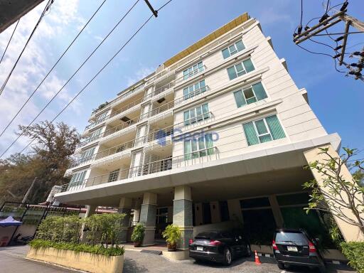 1 Bedroom Condo in Pine Shores Na Jomtien C011519