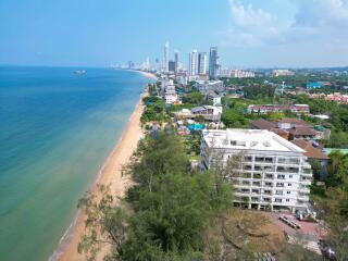 1 Bedroom Condo in Pine Shores Na Jomtien C011519