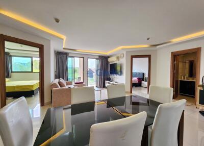 2 Bedrooms Condo in Laguna Beach Resort 3 The Maldives Jomtien C011516