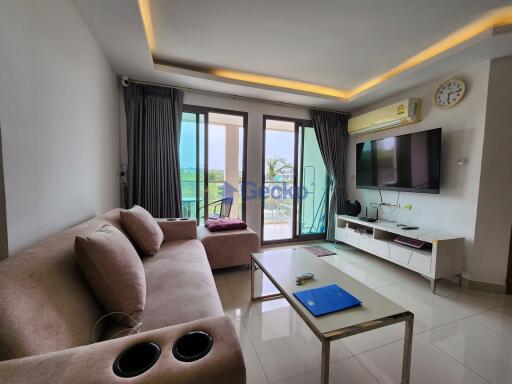 2 Bedrooms Condo in Laguna Beach Resort 3 The Maldives Jomtien C011516