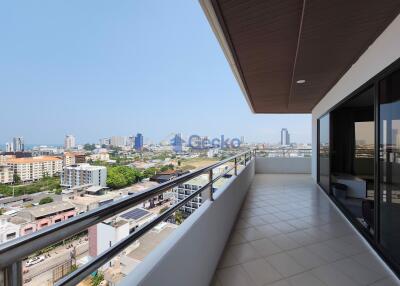 Studio Condo in PKCP Tower Central Pattaya C011515