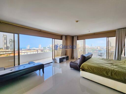 Studio Condo in PKCP Tower Central Pattaya C011515