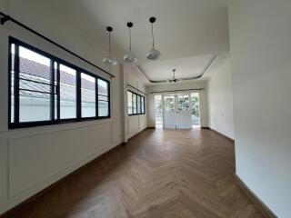 2 Bedroom House for Sale in Suthep