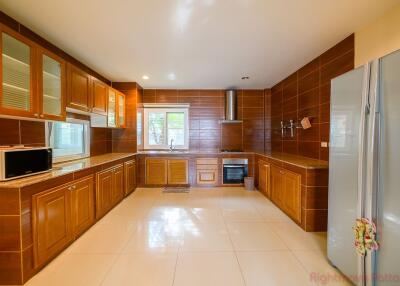 4 Bed House For Rent In East Pattaya - Siam Royal View