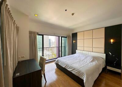 2-bedroom spacious condo for sale close to BTS Ekamai