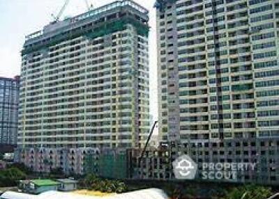 2-BR Condo at Baan Klang Krung Siam-Pathumwan Condominium near BTS Ratchathewi